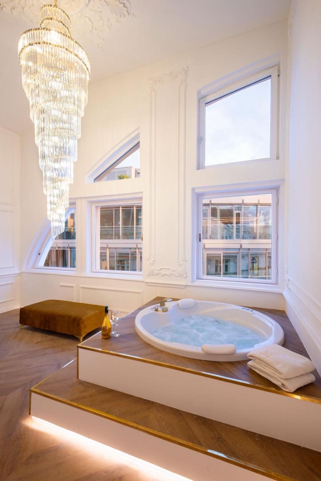 Jacuzzi Royal Suite 부다페스트 외부 사진